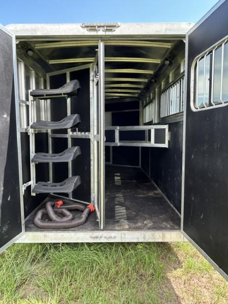 Used 2022 Shadow 2022 Shadow Pro Series 4H 9' LQ with Slide Horse Trailer Horse Trailer