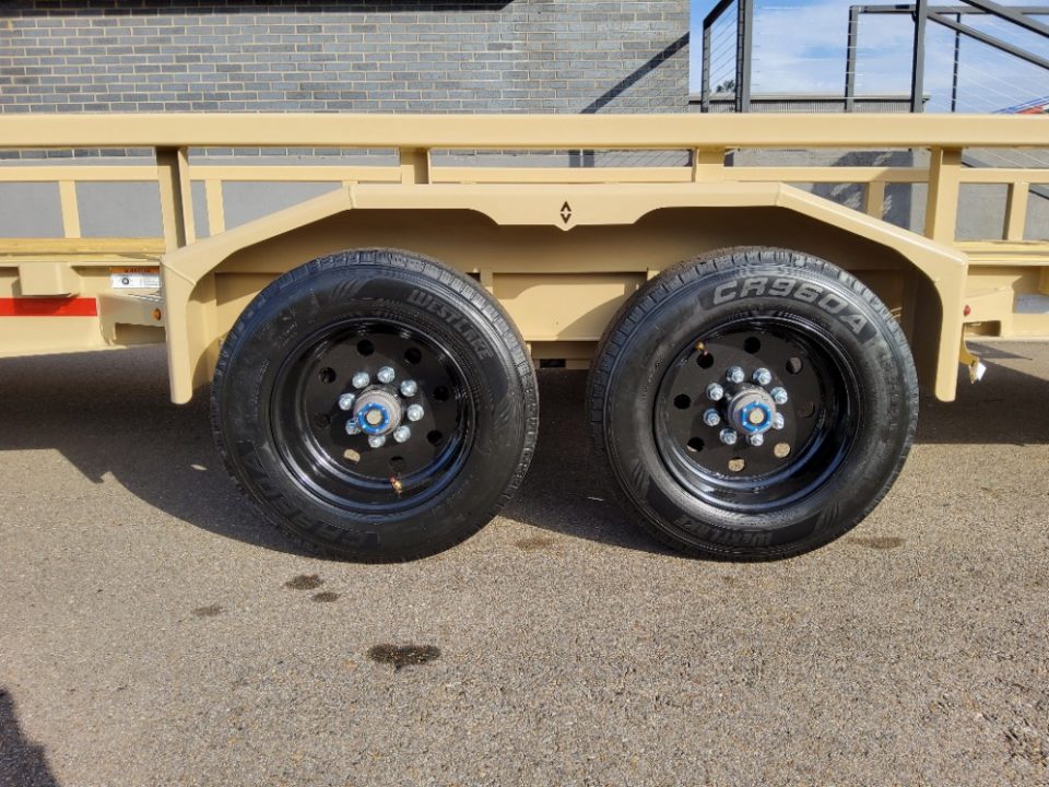 New 2027 Diamond C Trailers LPX210-PACESETTER Equipment Trailer