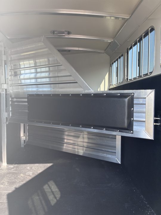 New 2027 Cimarron Trailers 3H BP Horse Trailer