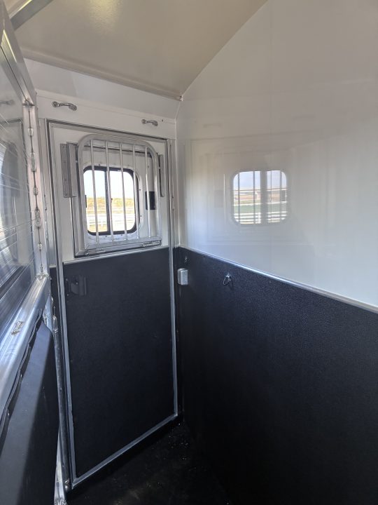 New 2027 Cimarron Trailers 3H BP Horse Trailer