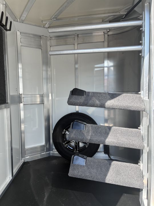 New 2027 Cimarron Trailers 3H BP Horse Trailer