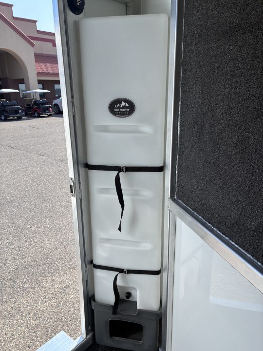 New 2027 Cimarron Trailers 3H BP Horse Trailer