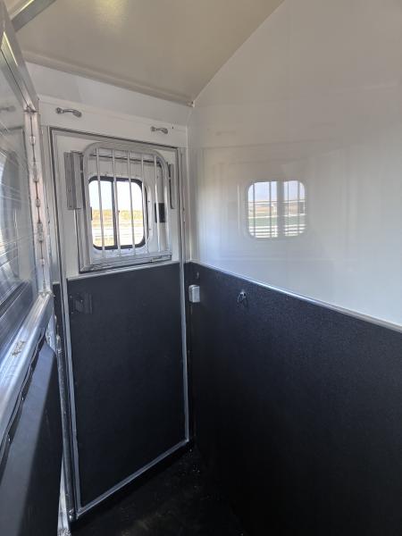 New 2027 Cimarron Trailers 3H BP Horse Trailer