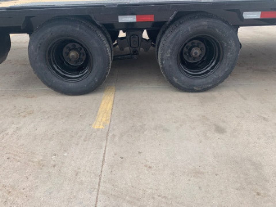 New 2027 PJ Trailers LD322 32' X 102" Flatbed Trailer