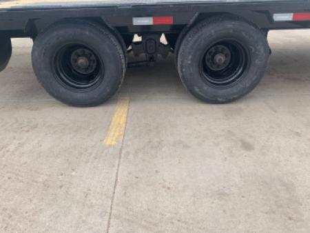 New 2027 PJ Trailers LD322 32' X 102" Flatbed Trailer