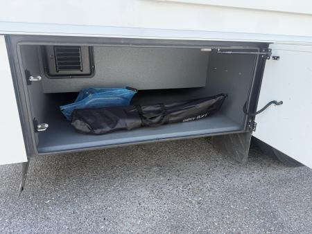 Used 2023 Renegade 45' Tandem Axle Motorcoach