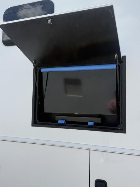 Used 2023 Renegade 45' Tandem Axle Motorcoach