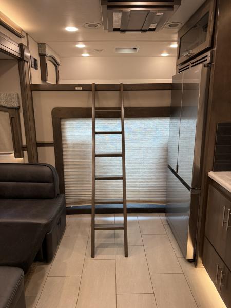 Used 2023 Renegade 45' Tandem Axle Motorcoach
