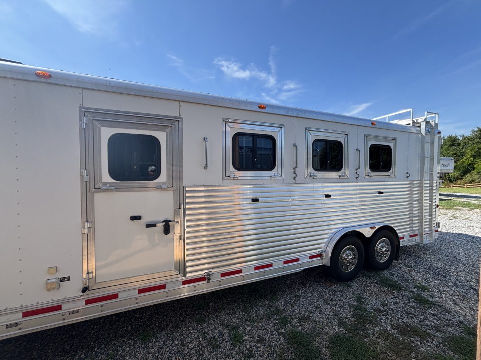 Consignment 2014 Adam 4 Horse Aluminum Excursion 8' LQ Horse Trailer