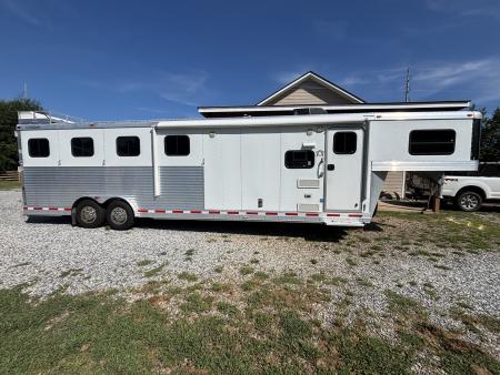 Consignment 2014 Adam 4 Horse Aluminum Excursion 8' LQ Horse Trailer