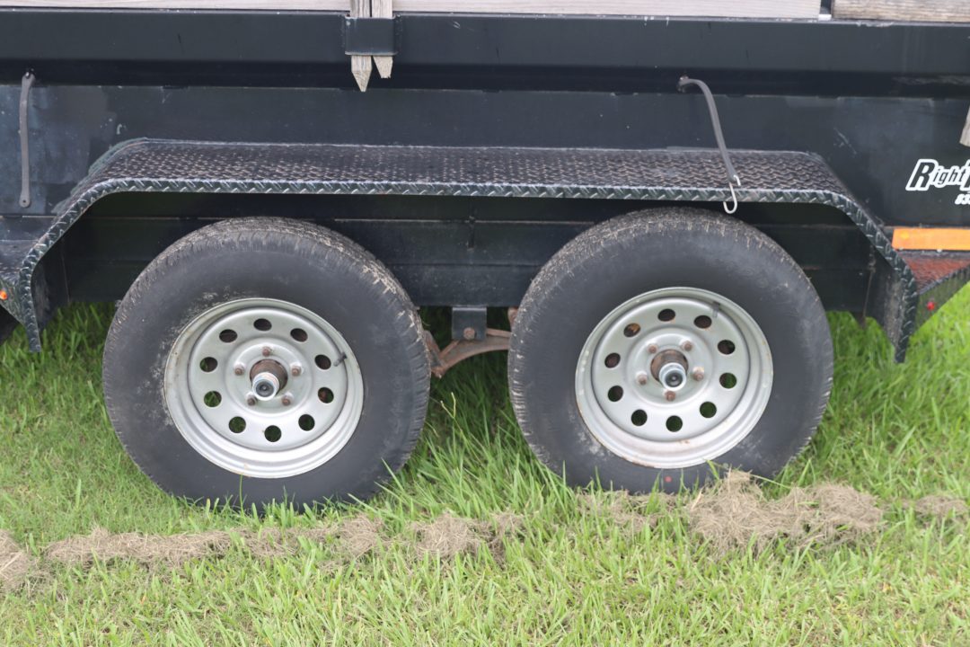 Used 2018 5X10 Lamar Dump Trailer