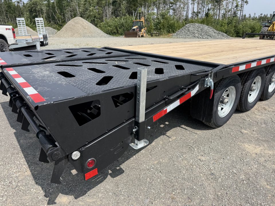 New 2027 Canada Trailers 25 + 5 HD 21,000 LB Equipment Trailer
