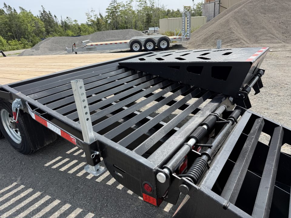New 2027 Canada Trailers 25 + 5 HD 21,000 LB Equipment Trailer