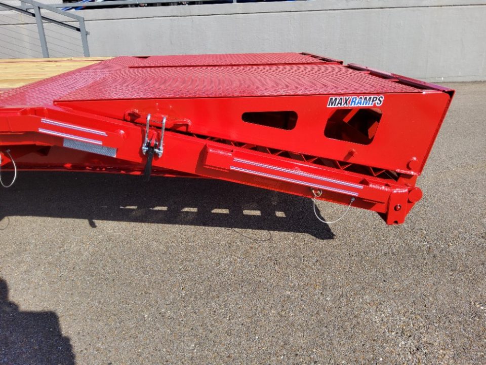 New 2027 Diamond C Trailers FMAX208MR-HS Flatbed Trailer