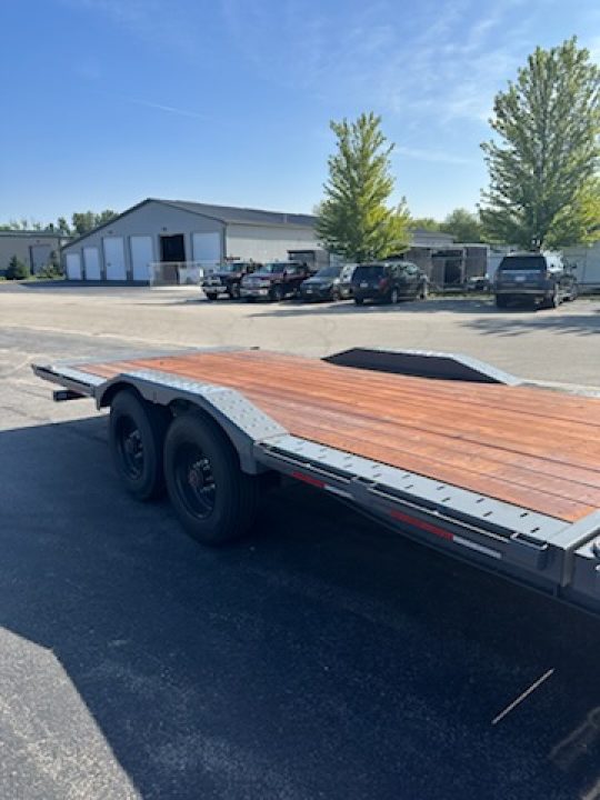Used 2026 Diamond C Trailers HXD210 24X102