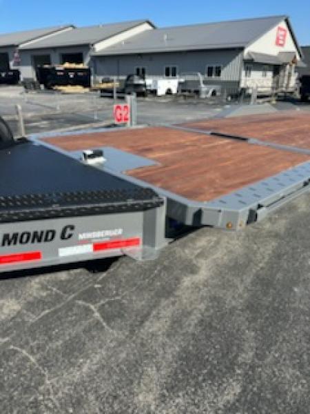 Used 2026 Diamond C Trailers HXD210 24X102