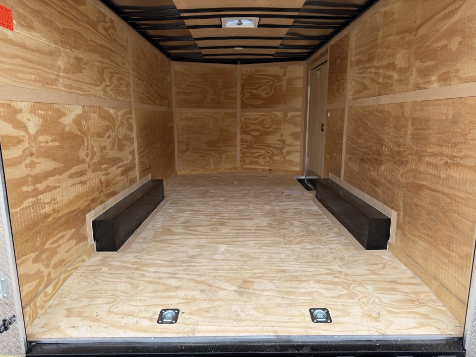 New #056961 2027 FOREST RIVER TA3 8.5 X 16 TANDEM AXLE 10K ENCLOSED W/ REAR RAMP DOOR