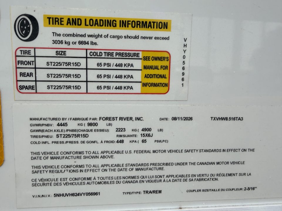 New #056961 2027 FOREST RIVER TA3 8.5 X 16 TANDEM AXLE 10K ENCLOSED W/ REAR RAMP DOOR