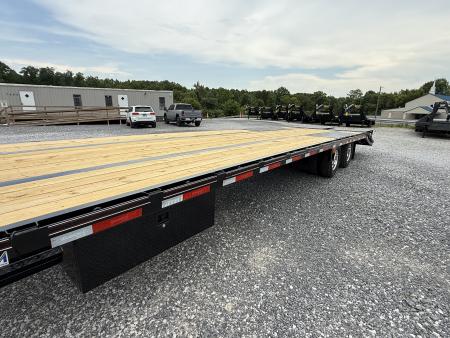New 2027 Diamond C FMAX 212 32’ Flatbed Trailer, MAX RAMPS, 2 SPD JACKS, ALUMINUM OUTER WHEELS, ABS BRAKES, 25.9K GVWR