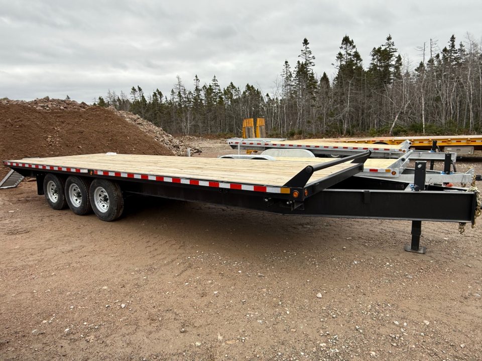 New 2027 Canada Trailers 8 1/2 x 28' Deckover Equipment Trailer