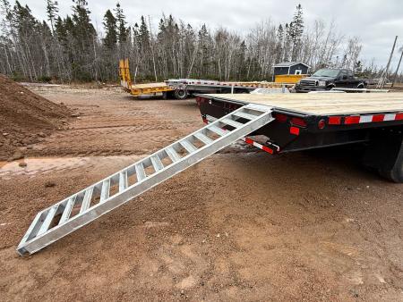 New 2027 Canada Trailers 8 1/2 x 28' Deckover Equipment Trailer