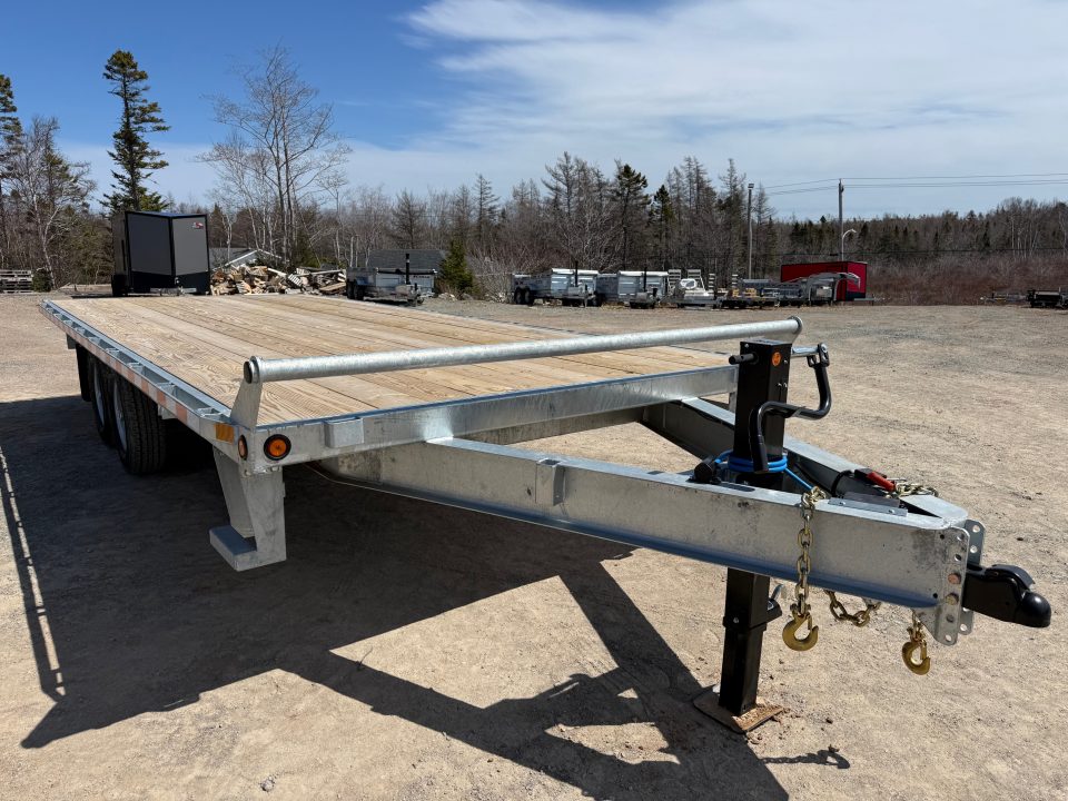 New 2026 Canada Trailers HD 8 1/2 x 20' Equipment 14,000 Lb Deckover Trailer with ramps