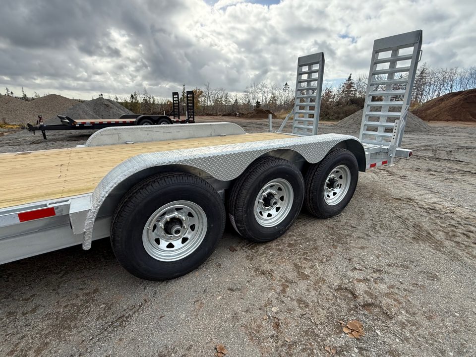 New 2027 Canada Trailers 83" X 22' WITH JUMBO RAMPS, 21.000 lb Equipment Trailer
