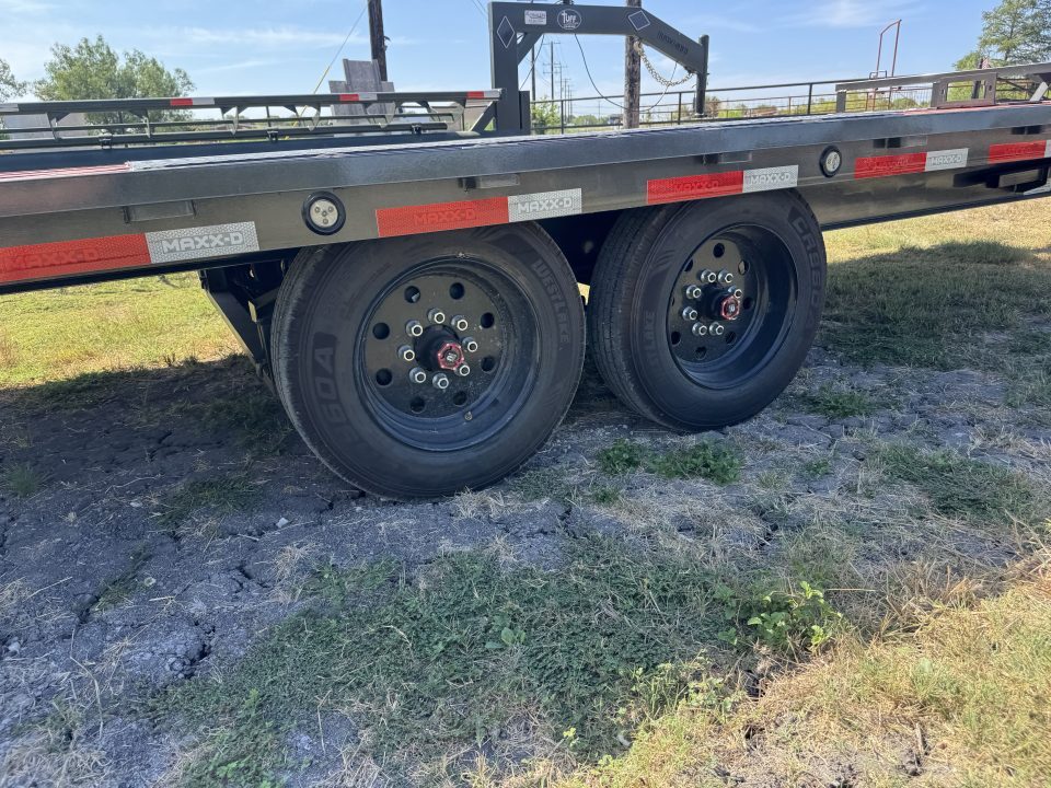 Used 2026 MAXX-D TOX022-2145 Tilt Trailer