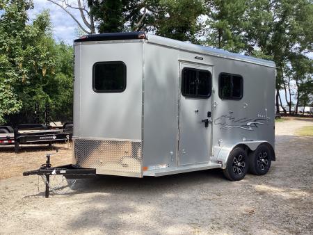 New 2027 Homesteader Trailer 213SB Horse Trailer