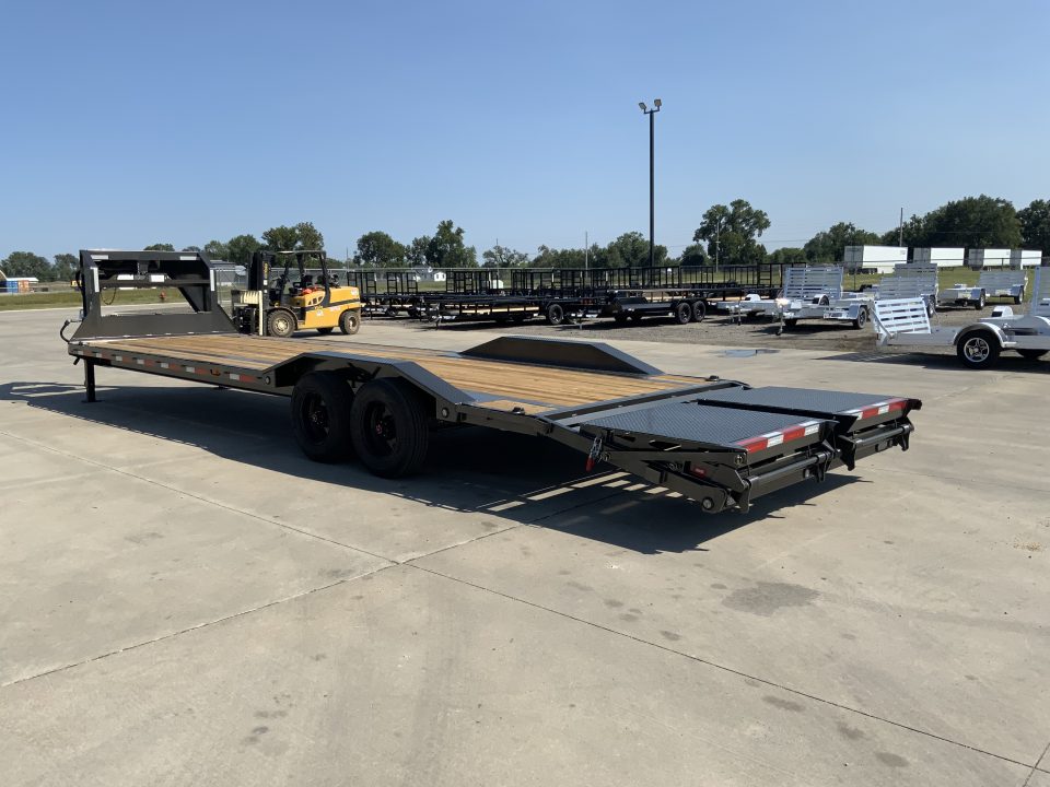 New 2027 MAXX-D 102 X 32 H9X Gooseneck Equipment Trailer