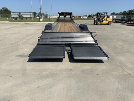 New 2027 MAXX-D 102 X 32 H9X Gooseneck Equipment Trailer