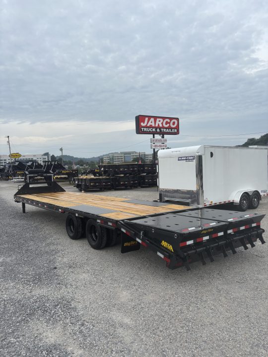 New 2027 Big Tex Trailers 28+5 22GN Deckover Trailer