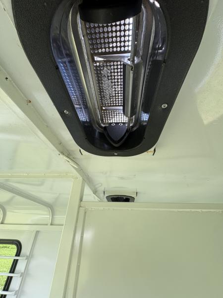 Used 2013 Bee K &K Horse Trailer