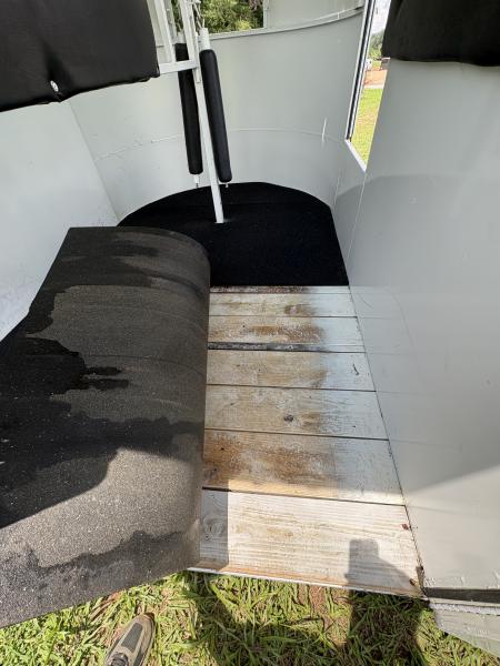 Used 2013 Bee K &K Horse Trailer