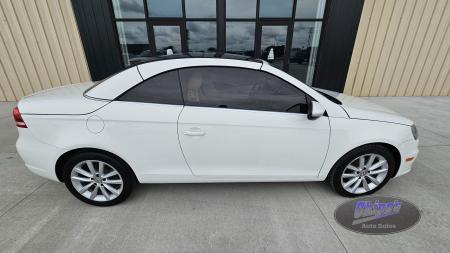 Used 2013 Volkswagen EOS Komfort Car