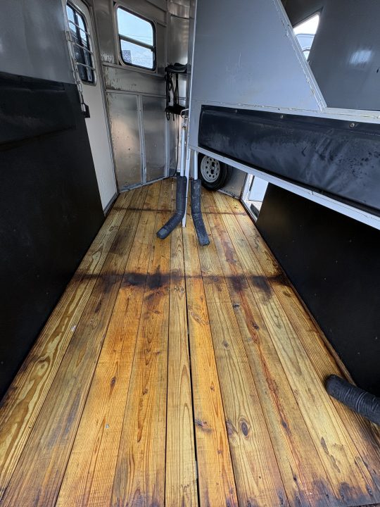 Used 2016 Adam 2 Horse Straight Load Horse Trailer