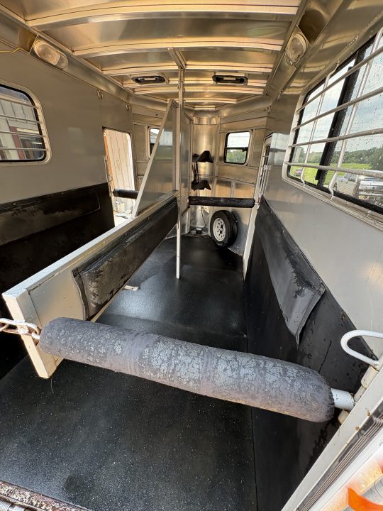 Used 2016 Adam 2 Horse Straight Load Horse Trailer