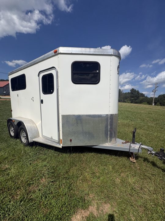 Used 2016 Adam 2 Horse Straight Load Horse Trailer