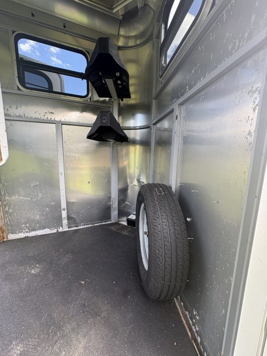 Used 2016 Adam 2 Horse Straight Load Horse Trailer