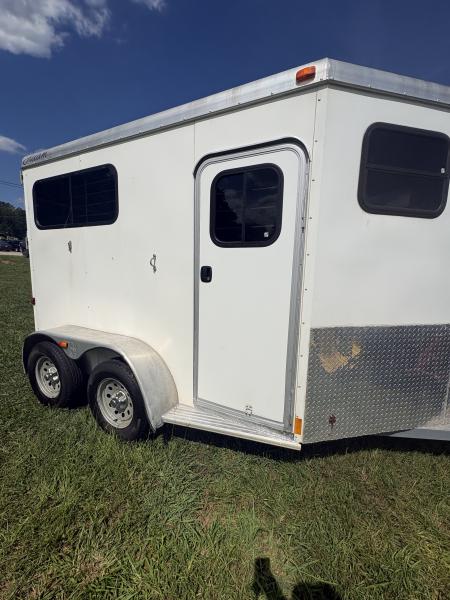 Used 2016 Adam 2 Horse Straight Load Horse Trailer