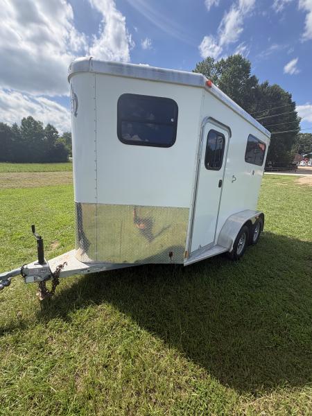 Used 2016 Adam 2 Horse Straight Load Horse Trailer