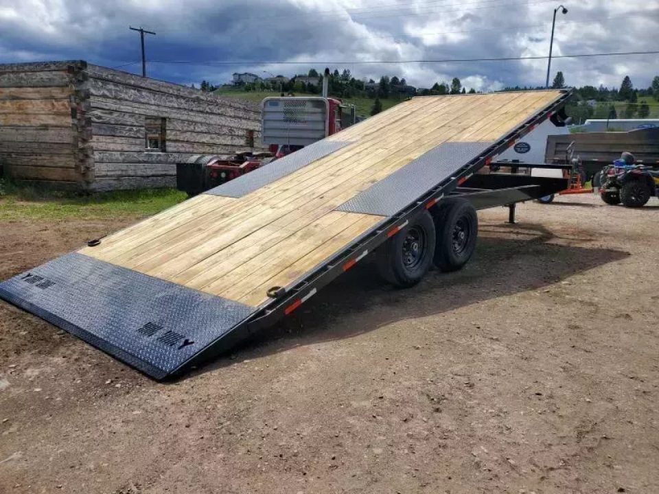 New 2027 Iron Bull 102"x22' Deckover Tilt Trailer