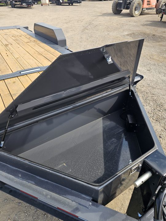 New 2027 Iron Bull 83"x20' 14k Tilt Deck Trailer