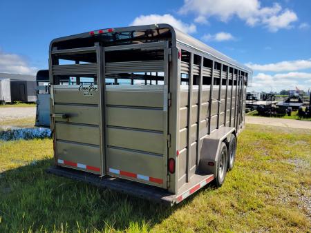 Used 2004 Corn Pro 7x20 Gooseneck Livestock Trailer