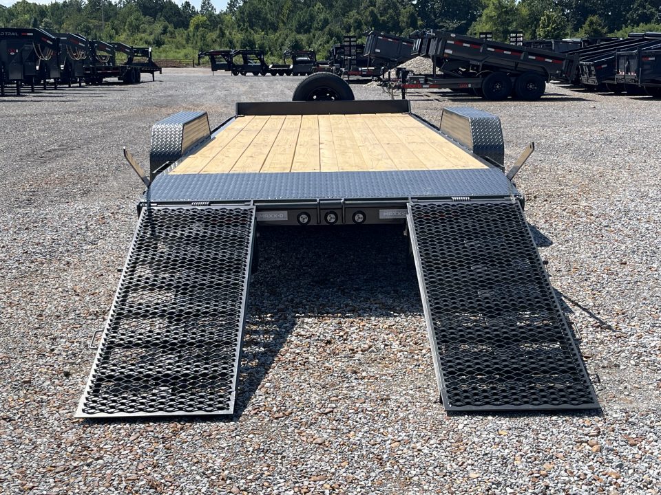 New 2027 MAXXD 83"x20' 14k Equipment Trailer