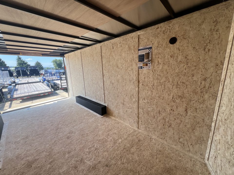 New 2027 Look Trailers 8.5x18 10K ST-DLX RAMP DOOR Cargo / Enclosed Trailer