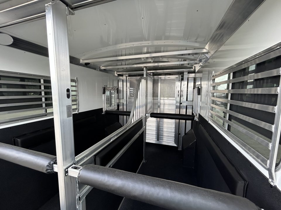 2027 8×37 Horse Livestock Trailer photo 5