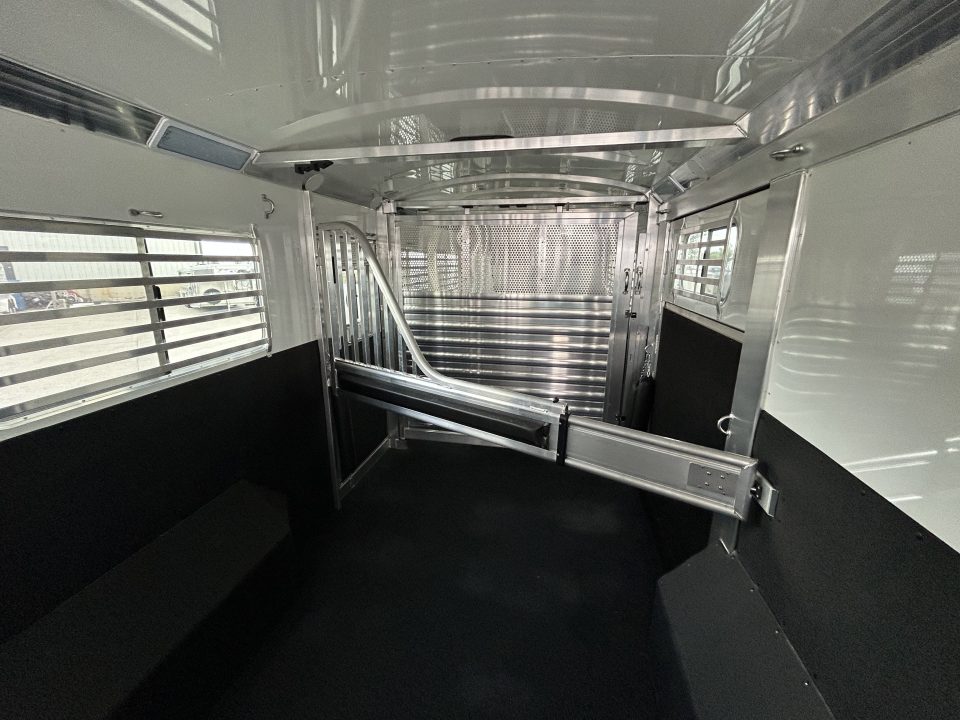 2027 8×37 Horse Livestock Trailer photo 7