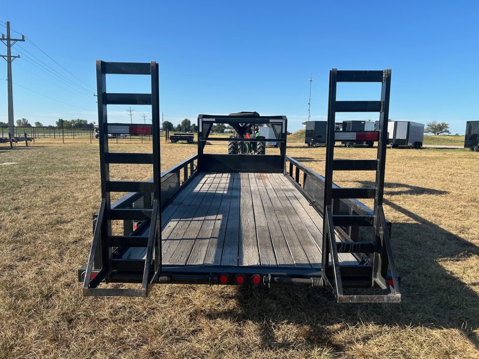 Used 2022 PJ 83x20 Tandem 15.7K GN Equipment Trailer w/ Side Rails, Standup Ramps, & 14 Ply Tires