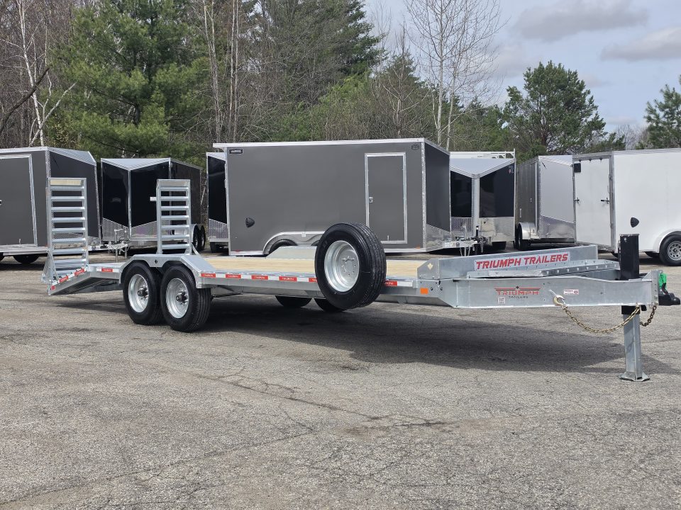 New 102X20+4 GALVANIZED DRIVE OVER EQUIPMENT TRAILER HYDRAULIC JACK 8 K AXLES 2026 TRIUMPH
